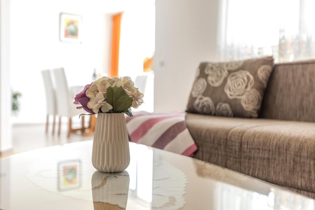 Sky Apartments بودْسْتغانا المظهر الخارجي الصورة